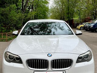 2016 BMW 5 серии 520i VI (F10/F11/F07) Рестайлинг, белый, 2000000 рублей, вид 4