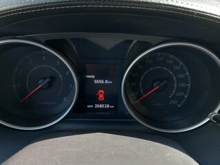 2012 Mitsubishi Outlander II Рестайлинг, белый, 1200000 рублей, вид 5
