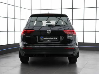2019 Volkswagen Tiguan II, чёрный, 2399000 рублей, вид 5