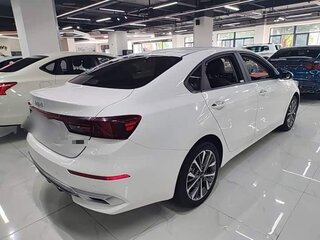 2023 Kia K3 II (China Market) Рестайлинг, белый, 1500000 рублей, вид 5