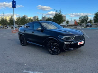 2020 BMW X6 M50d III (G06), чёрный, 7900000 рублей, вид 3