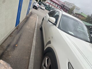 2013 Infiniti FX37 II (S51) Рестайлинг, белый, 2400000 рублей, вид 3