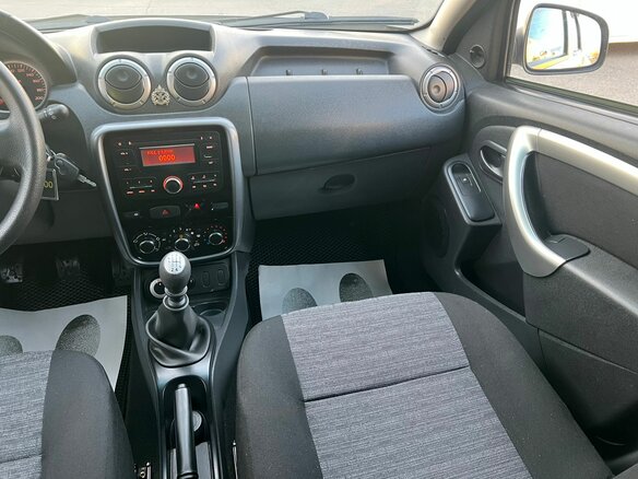 2013 Renault Duster I, бежевый, 829000 рублей - вид 17