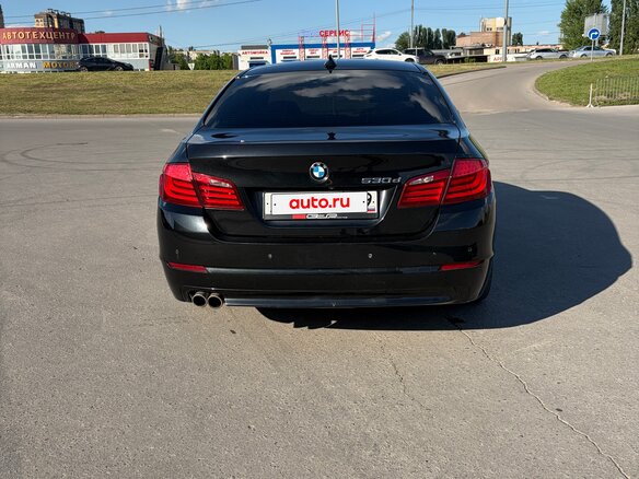 2011 BMW 5 серии 530d xDrive VI (F10/F11/F07), чёрный, 1650000 рублей - вид 4