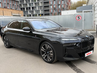 2022 BMW 7 серии 740d xDrive VII (G70), чёрный, 10700000 рублей, вид 5