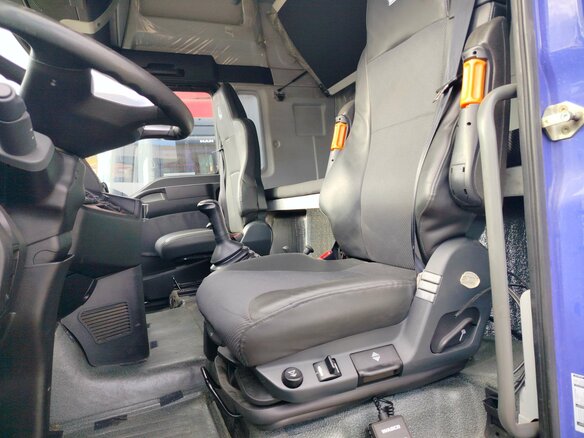 2022 Sinotruk Sitrak C7H, синий - вид 7