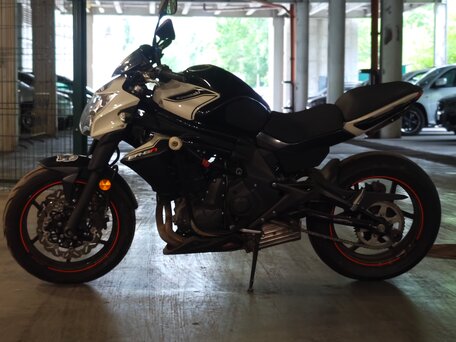 2016 Kawasaki ER-6N, белый, 550000 рублей, вид 2