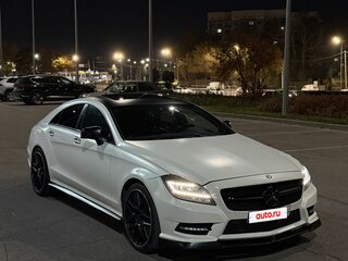 2014 Mercedes-Benz CLS 550 II (C218), белый, 2300000 рублей, вид 3