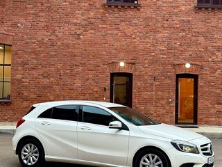 2015 Mercedes-Benz A-Класс 180 III (W176), белый, 1350000 рублей, вид 4