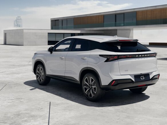 2026 Omoda C5 II, белый, 2629000 рублей - вид 2