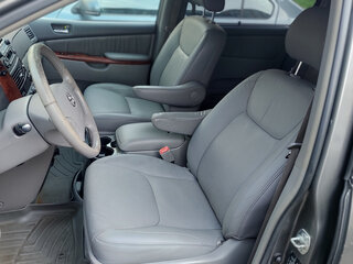 2005 Toyota Sienna II, серый, 890000 рублей, вид 5