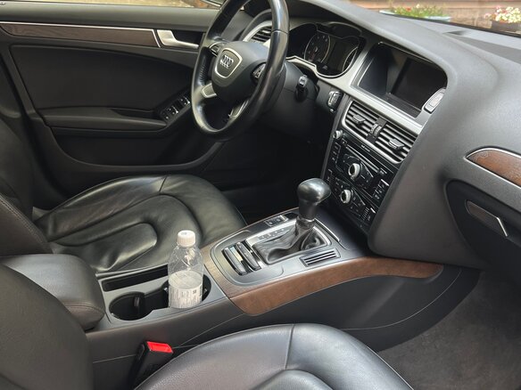 2015 Audi A4 IV (B8) Рестайлинг, серый, 1800000 рублей - вид 7
