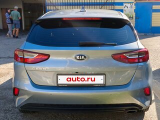2018 Kia Ceed III, серебристый, 1590000 рублей, вид 3