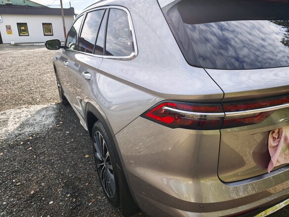 2025 Geely Monjaro (Xingyue L) I Рестайлинг (China Market), серебристый - вид 11