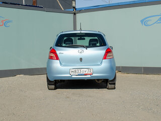 2005 Toyota Vitz II (XP90), голубой, 380000 рублей, вид 3