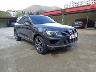 2012 Volkswagen Touareg II, чёрный, 2700000 рублей, вид 2