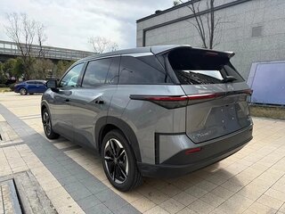 2026 Toyota bZ3X 58.3 kWh, серый, 2590000 рублей, вид 4