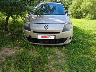 2011 Renault Scenic Grand III, бежевый, 600000 рублей, вид 1
