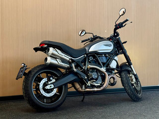 2022 Ducati Scrambler 1100, чёрный, 1075000 рублей, вид 4