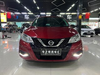 2022 Nissan Tiida II (China Market), красный, 990000 рублей, вид 2