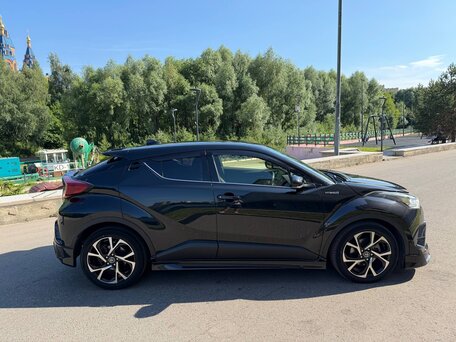 2018 Toyota C-HR I, чёрный, 1630000 рублей, вид 2