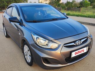 2011 Hyundai Solaris I, серый, 730000 рублей, вид 3