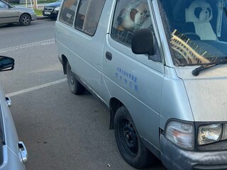 1996 Toyota Town Ace II Рестайлинг 3, серебристый, 350000 рублей, вид 1