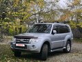 2011 Mitsubishi Pajero IV Рестайлинг 1, серый, 1750000 рублей - вид 1