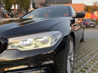 2018 BMW 5 серии 540i xDrive VII (G30/G31/G38), чёрный, 4350000 рублей, вид 4