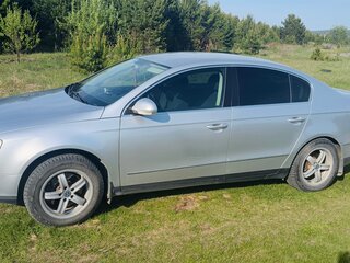 2008 Volkswagen Passat B6, серебристый, 570000 рублей, вид 4