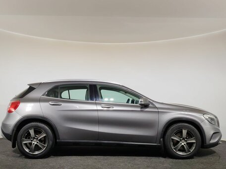 2016 Mercedes-Benz GLA 250 I (X156), серый, 1720000 рублей, вид 4