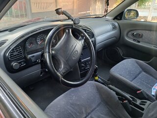 2006 Kia Spectra I Рестайлинг 2, красный, 220000 рублей, вид 5