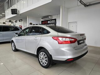 2015 Ford Focus III, серебристый, 1145000 рублей, вид 5