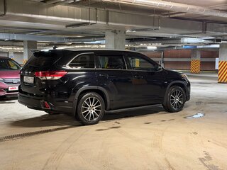 2017 Toyota Highlander III (XU50) Рестайлинг, чёрный, 2590000 рублей, вид 2