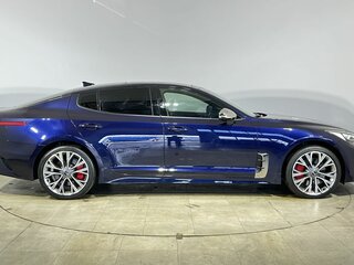 2019 Kia Stinger I, синий, 2580000 рублей, вид 5