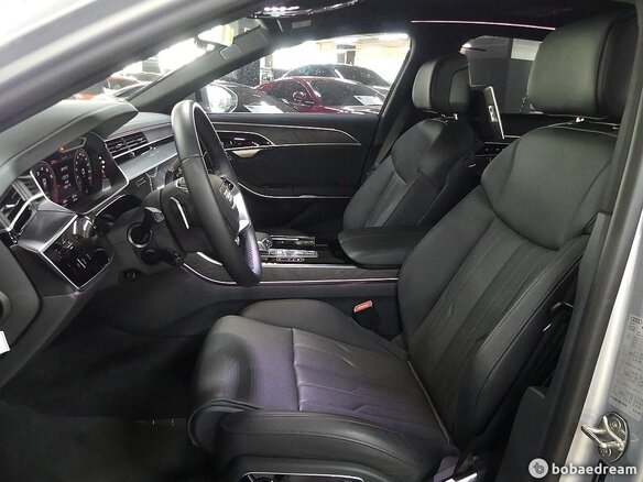 2023 Audi A8 Long 50 TDI IV (D5) Рестайлинг, серебристый, 9426196 рублей - вид 4