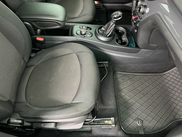 2018 Mini Countryman Cooper II, серебристый, 2250000 рублей - вид 12