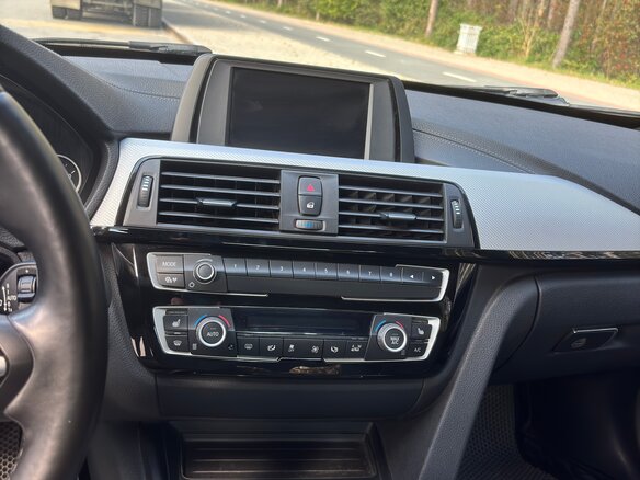 2017 BMW 3 серии 320i xDrive VI (F3x) Рестайлинг, чёрный - вид 20