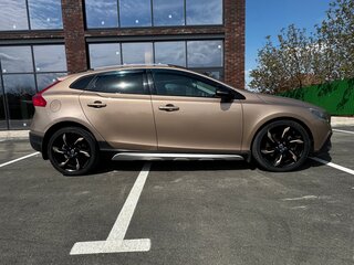 2013 Volvo V40 Cross Country I, золотистый, 1250000 рублей, вид 2