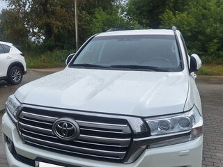 2019 Toyota Land Cruiser 200 Series Рестайлинг 2, белый, 8200000 рублей, вид 2