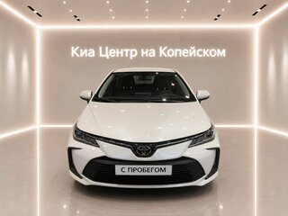 2022 Toyota Corolla XII (E210), белый, 1945000 рублей, вид 2