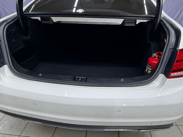 2013 Mercedes-Benz E-Класс 200 IV (W212, S212, C207) Рестайлинг, белый, 1939000 рублей - вид 6