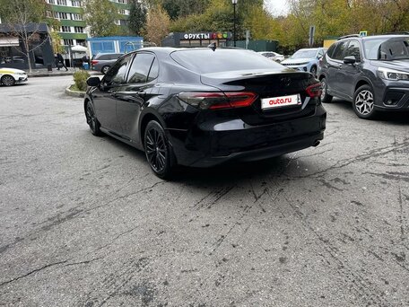 2018 Toyota Camry VIII (XV70), чёрный, 2650000 рублей, вид 4