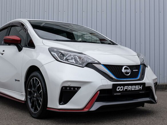 2017 Nissan Note Nismo e-Power II Рестайлинг, белый, 1479000 рублей - вид 5