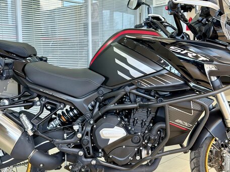 2025 QJMotor SRT 800 SX, чёрный, 899000 рублей, вид 4