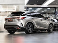 2025 Lexus RX 300 V, серебристый, 6960000 рублей - вид 3