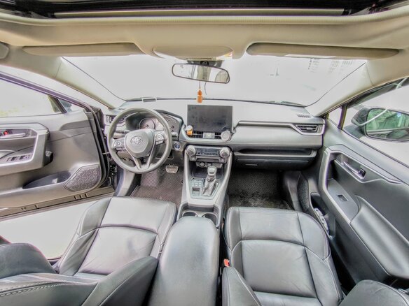 2021 Toyota Wildlander I, чёрный, 3235000 рублей - вид 9