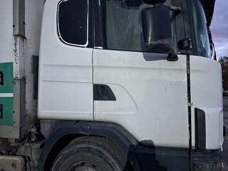 2001 Scania P-series, белый, 2000000 рублей, вид 2