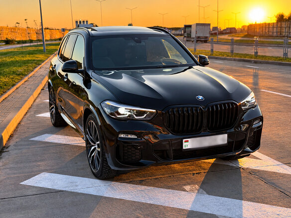 2019 BMW X5 40i IV (G05/G18), чёрный