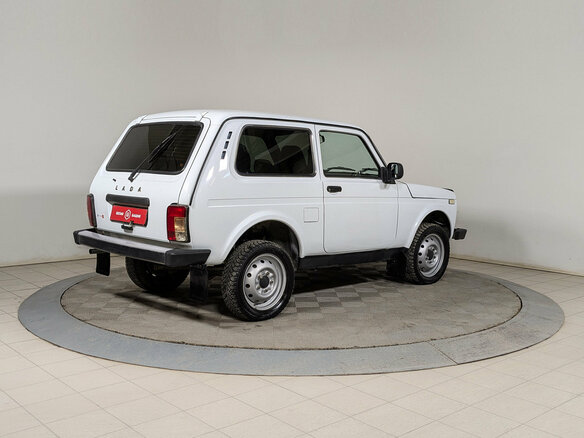 2017 Lada (ВАЗ) 2121 (4x4) I Рестайлинг, белый, 506900 рублей - вид 7